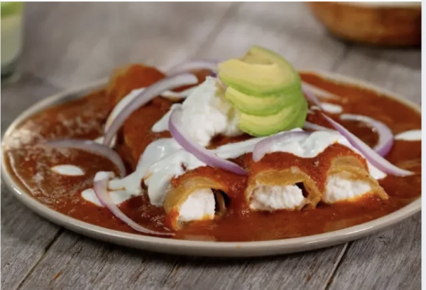 SÁBADO DE RECETA : COSTRA GIGANTE DE QUESO OAXACA CON RELLENO DE CHAMPIÑONES